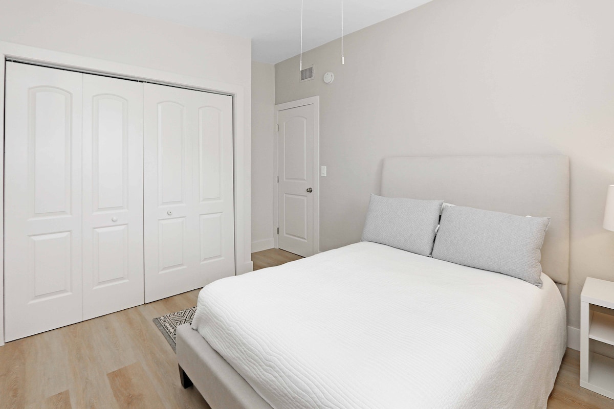 Cristy's Beach House - Pompano Beach