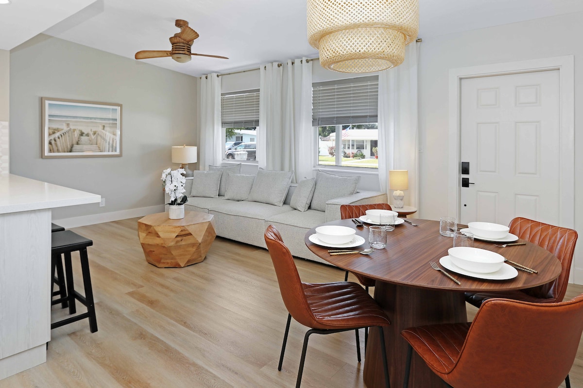 Cristy's Beach House - Pompano Beach