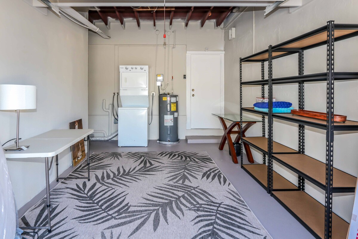 Cristy's Beach House - Pompano Beach