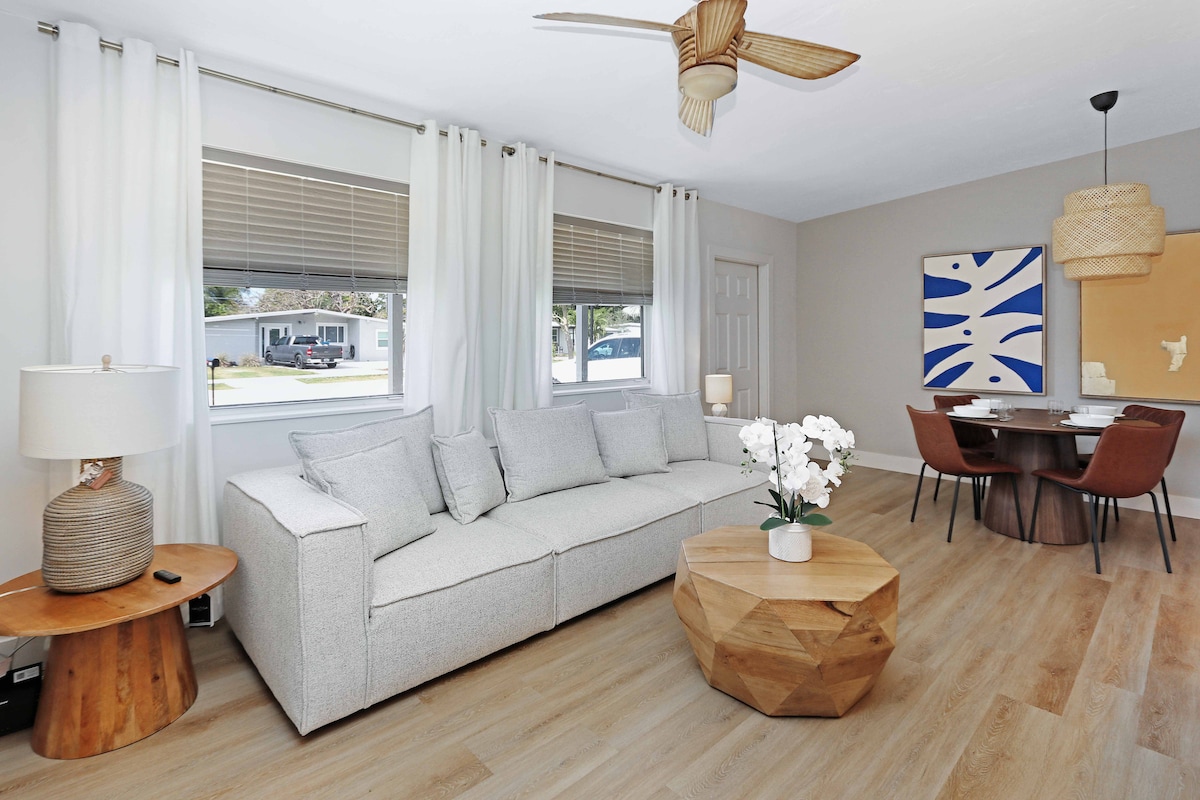 Cristy's Beach House - Pompano Beach