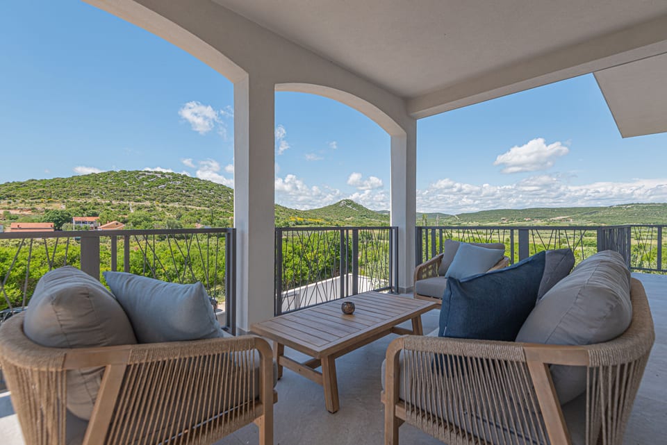 Apartments Villa Radelj B&B - Unit 377618-13 - Croatia
