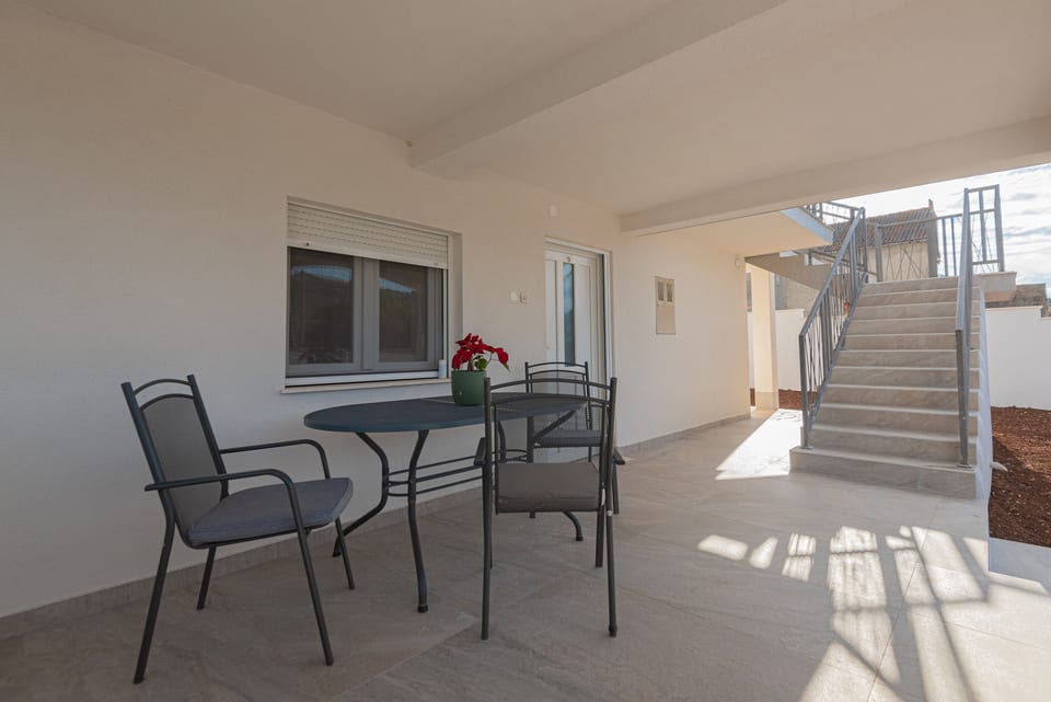 Apartments Villa Radelj B&B - Unit 377619-13 - Croatia