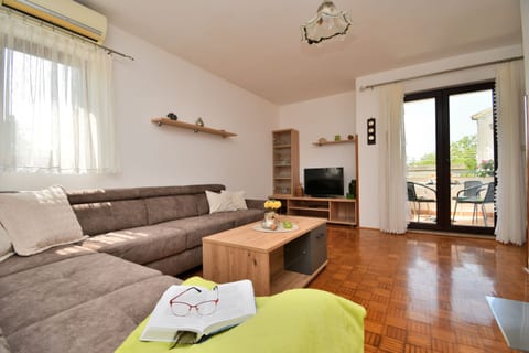 Apartment Ingrid - Unit 377614-13