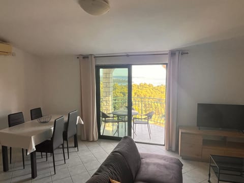 Apartment Milat - Unit 377613-13
