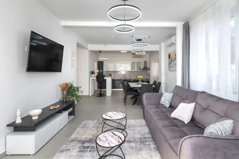 House Villa LuNi - Unit 377612-13