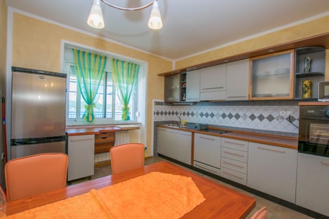 Apartments Hari - Unit 377608-13