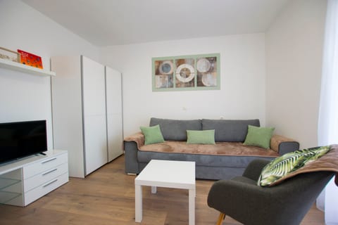 Apartments Lucia - Unit 377583-13