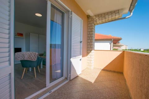 Apartments Lucia - Unit 377583-13