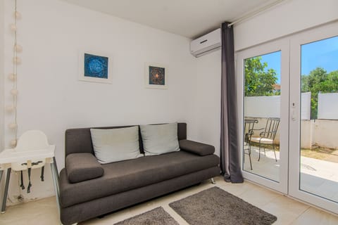 House Korbar - Unit 377579-13