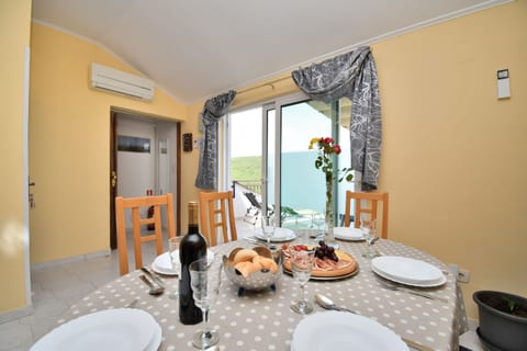 Apartment Mario - Unit 377575-13