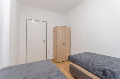 Apartments Mirjana - Unit 377569-13