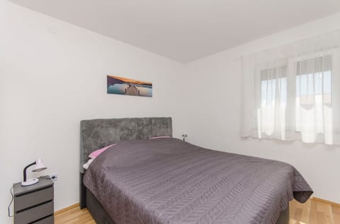 Apartments Mirjana - Unit 377569-13