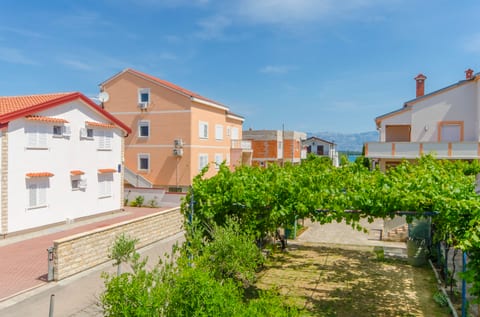 Apartments Mirjana - Unit 377571-13