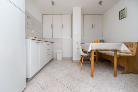 Apartments Teresa - Unit 377526-13