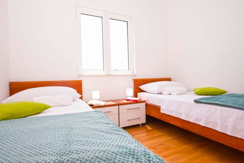 House Srećko - Unit 377515-13