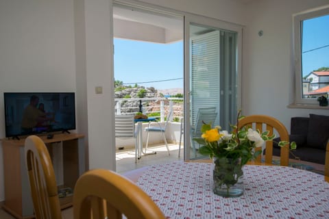 Apartments Sunny - Unit 377442-13