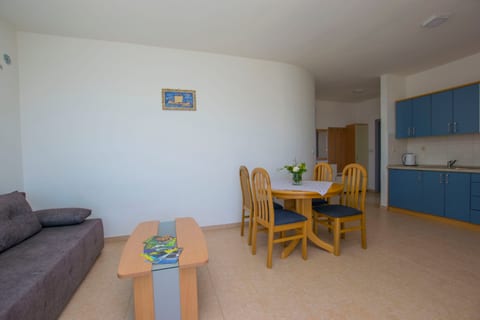 Apartments Sunny - Unit 377442-13