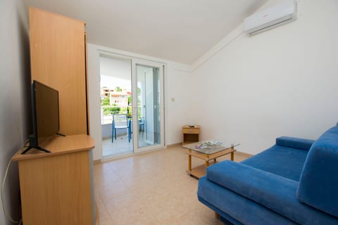 Apartments Sunny - Unit 377443-13