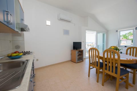 Apartments Sunny - Unit 377444-13