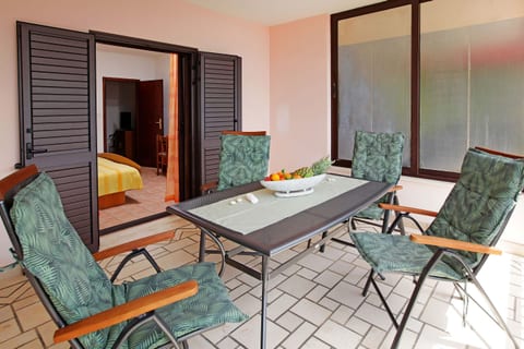 Apartments Doro - Unit 377439-13