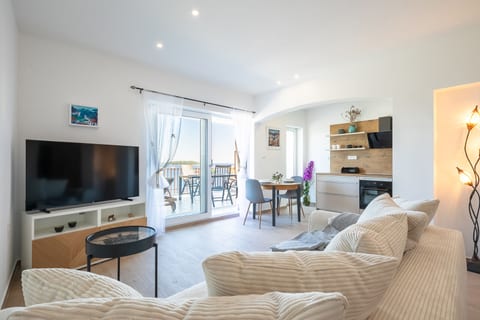Apartments Doro - Unit 377441-13