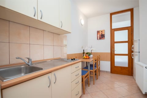 Apartments More - Unit 377422-13