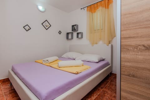 Apartments Juracak Josip i Mira - Unit 377408-13