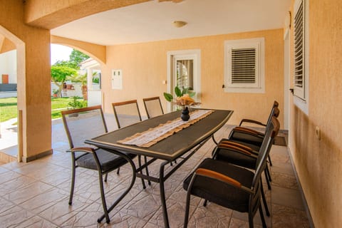 Apartments Juracak Josip i Mira - Unit 377408-13