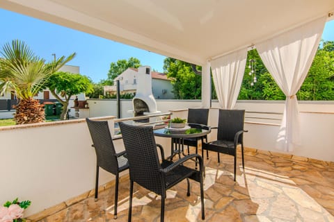 Apartments Juracak Josip i Mira - Unit 377409-13