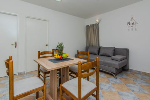 Apartments Juracak Josip i Mira - Unit 377409-13