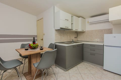 Apartments Juracak Josip i Mira - Unit 377416-13