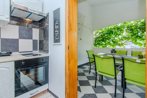 Apartment Pisacic - Unit 377404-13