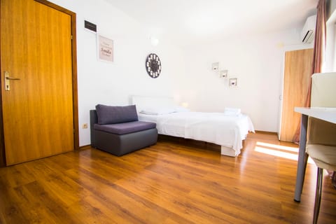 Apartment Marija - Unit 377400-13