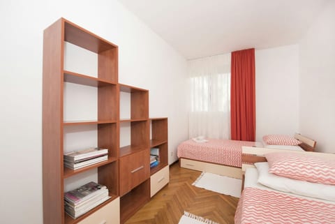 Apartment Mario - Unit 377395-13