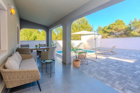 House Stjepanovic - Unit 377383-13
