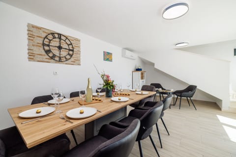 House Emma - Unit 377359-13
