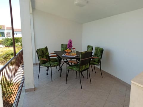Apartment Rosa - Unit 377573-13