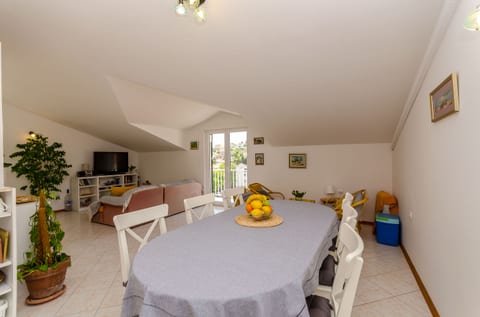 Apartment Marisa - Unit 377294-13