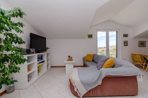 Apartment Marisa - Unit 377294-13