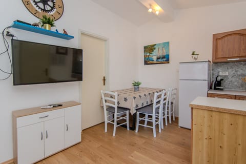 Apartment Gerzic - Unit 377204-13
