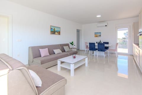 Apartment Brcina - Unit 377200-13
