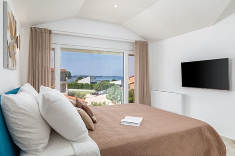 Apartments Villa Nina 4 - Unit 377510-13