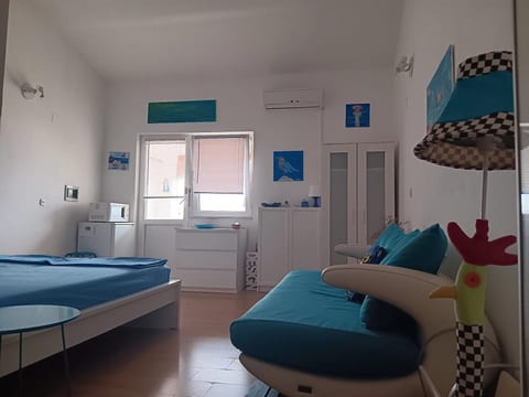 Room Art room - Unit 376123-13