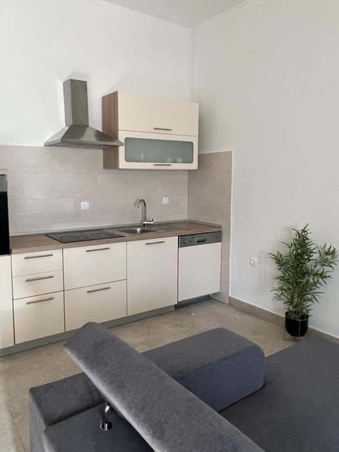 Apartments Leona - Unit 208766-5