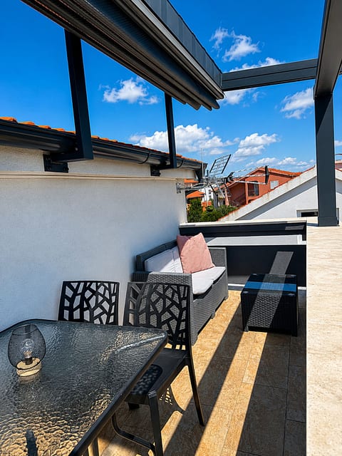 Apartments Leona - Unit 208770-5