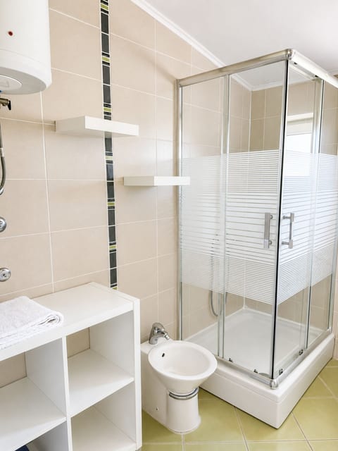 Apartments Leona - Unit 208770-5