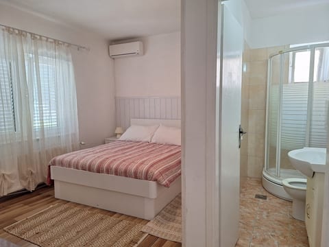 Apartments and Rooms Bepina - Unit 377052-13