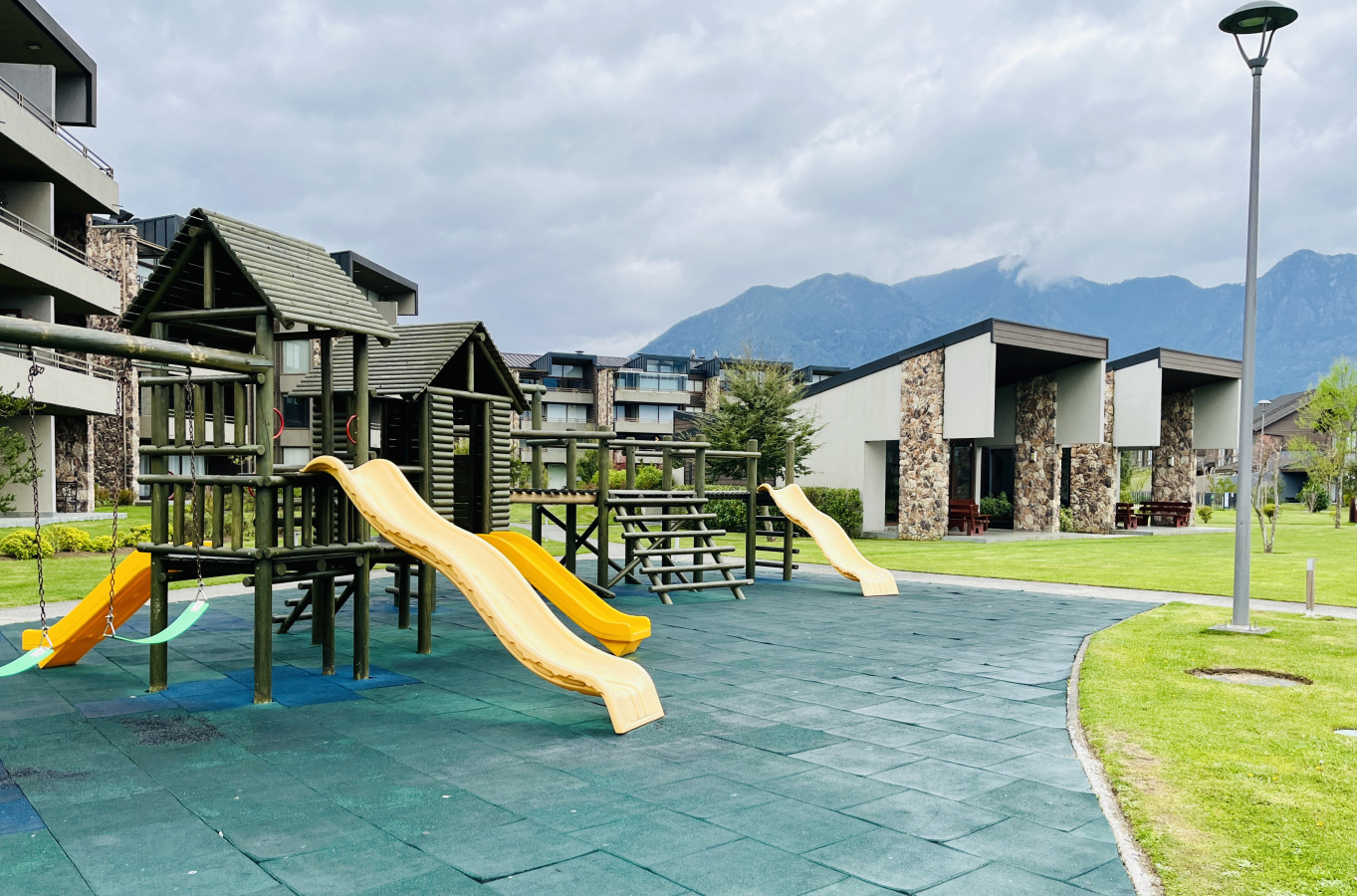 buho-or-modern-nature-retreat-pucon/