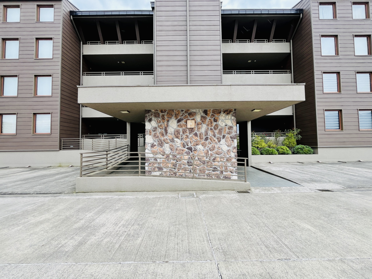 buho-or-modern-nature-retreat-pucon/