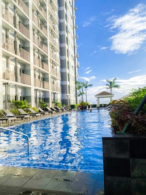 Flat For holiday near MOA